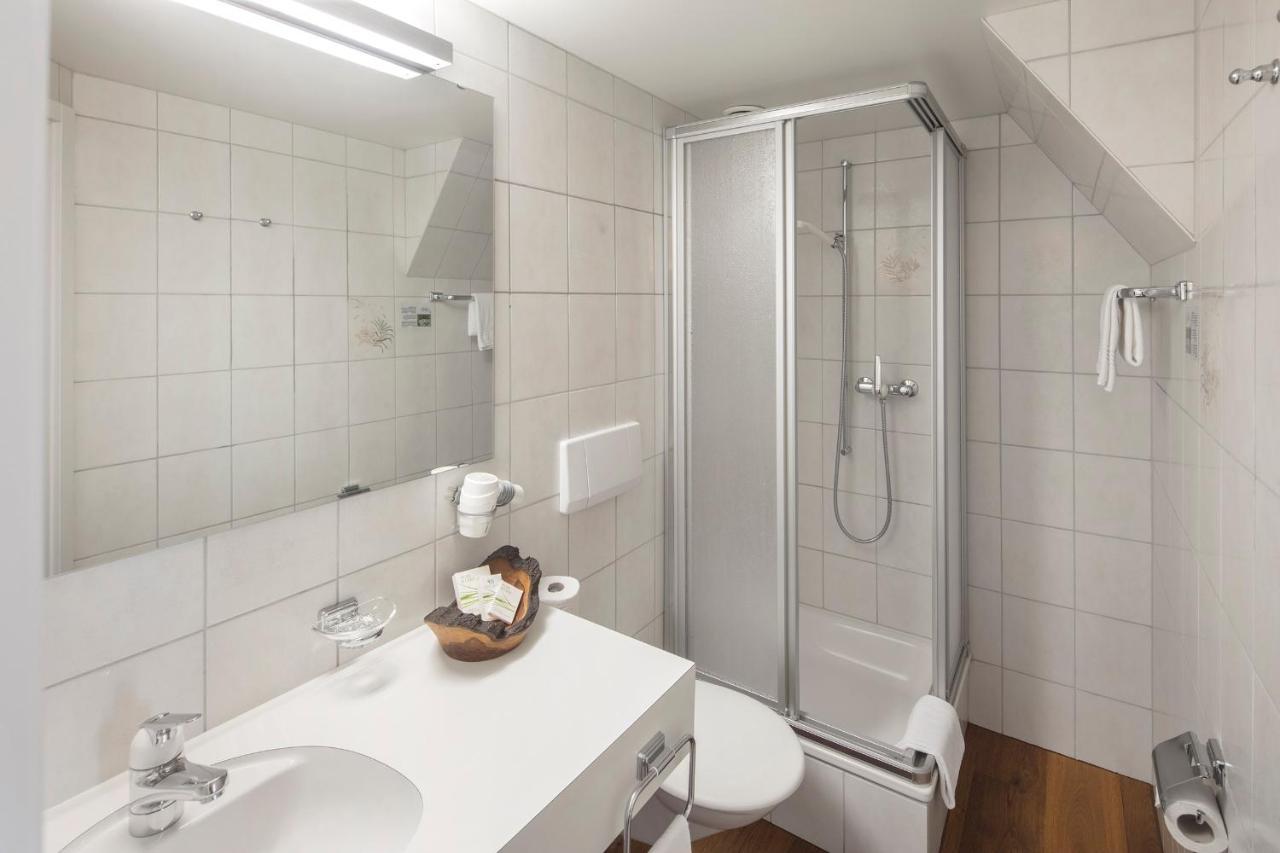 Hotel Edelweiss Blatten Loetschental Luaran gambar