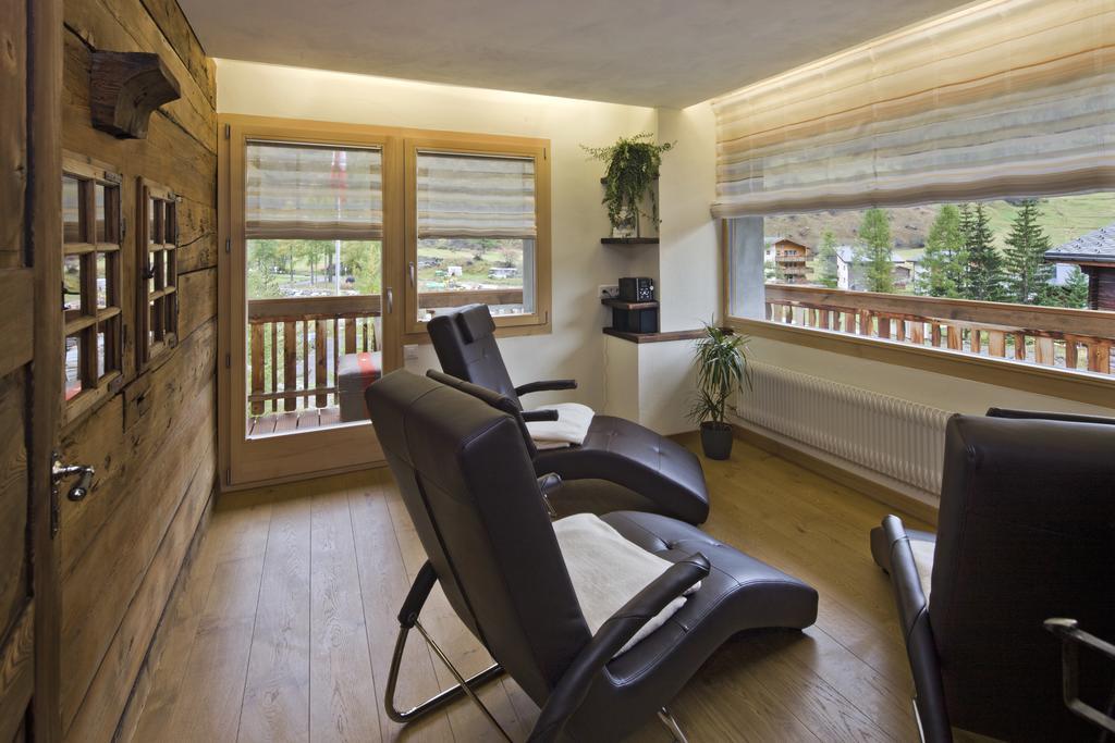 Hotel Edelweiss Blatten Loetschental Luaran gambar